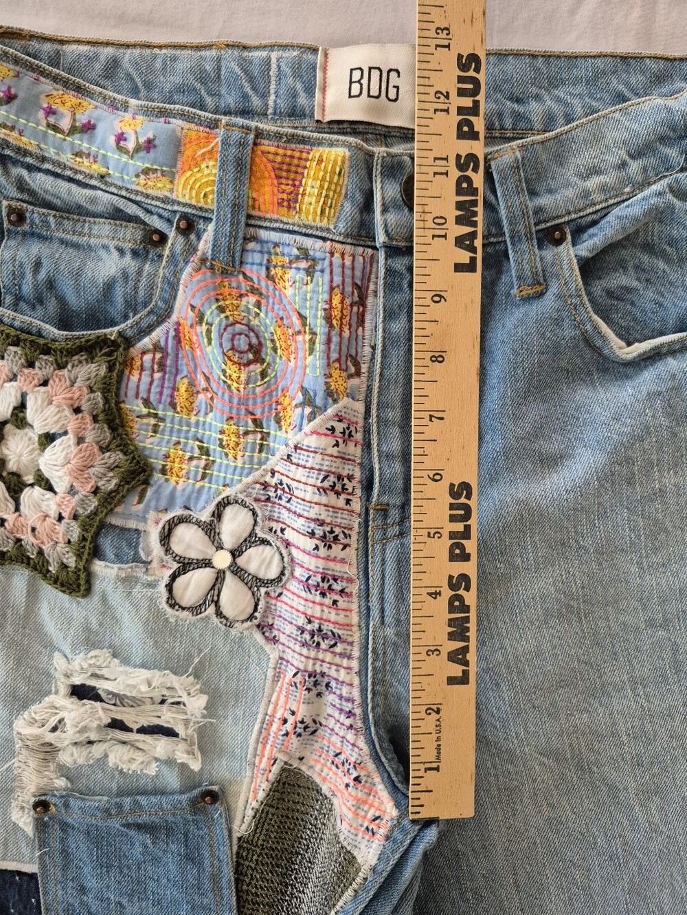 BDG Faded Patchwork Jeans High Rise Cropped Flare Raw Hem Floral & Smiley Patch - Picture 10 of 14